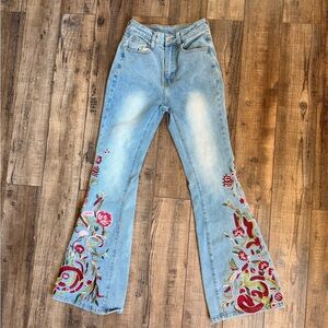 ROMWE Light Blue Flare Jeans with Red Floral Embroidery